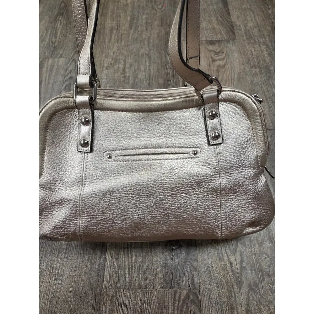 B. MAKOWSKY GENUINE PEBBLED LEATHER Metallic Pale Gold Double Handle Purse